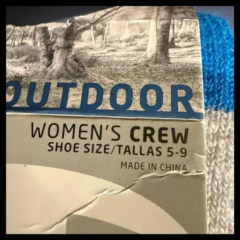 NWT‎ Champion Outdoor Women's Crew Wool Blend Socks Shoe Size 5-9 Blue Gray